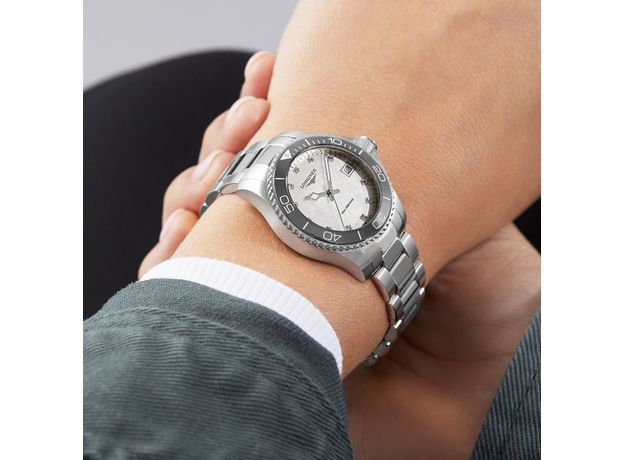 Longines L3.370.4.87.6 HydroConquest, фото 2 | Интернет-магазин оригинальных часов и аксессуаров