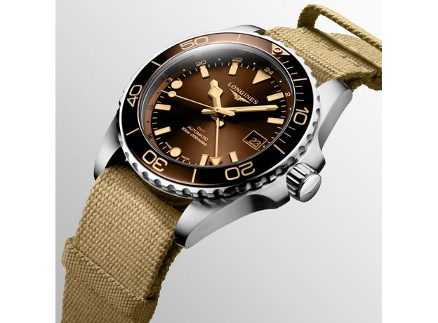 Longines L3.790.4.66.2 HydroConquest GMT, фото 2 | Интернет-магазин оригинальных часов и аксессуаров