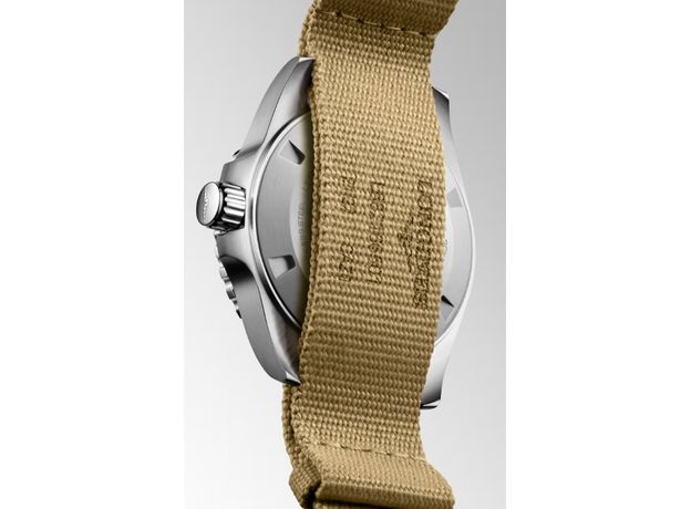 Longines L3.790.4.66.2 HydroConquest GMT, фото 4 | Интернет-магазин оригинальных часов и аксессуаров