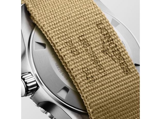 Longines L3.790.4.66.2 HydroConquest GMT, фото 5 | Интернет-магазин оригинальных часов и аксессуаров