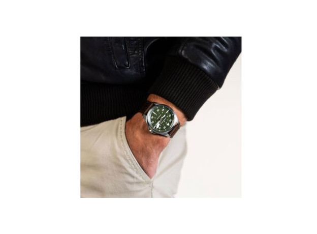 Hamilton H64635560 KHAKI AVIATION PILOT DAY DATE AUTO, фото 4 | Интернет-магазин оригинальных часов и аксессуаров