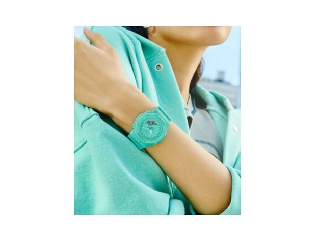 CASIO GMA-P2100-2AER, Вариации товара: Зеленый, фото 4 | Интернет-магазин оригинальных часов и аксессуаров