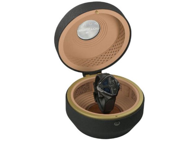 Hamilton H24624330 VENTURA EDGE DUNE LIMITED EDITION, фото 7 | Интернет-магазин оригинальных часов и аксессуаров