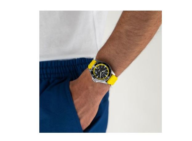 Hamilton H82395332 KHAKI NAVY SCUBA AUTO, фото 6 | Интернет-магазин оригинальных часов и аксессуаров