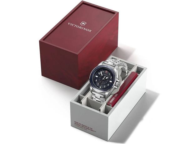 Victorinox Swiss Army VX-V241978 JOURNEY 1884 43мм, фото 10 | Интернет-магазин оригинальных часов и аксессуаров