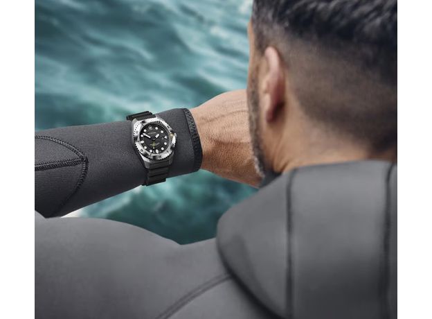 Victorinox Swiss Army VX-V241990 DIVE PRO 43мм, фото 2 | Интернет-магазин оригинальных часов и аксессуаров