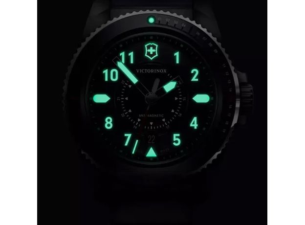 Victorinox Swiss Army VX-V242009 JOURNEY 1884 43мм, фото 7 | Интернет-магазин оригинальных часов и аксессуаров