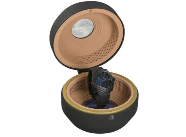 Hamilton H24614330 Ventura XXL Bright Dune Special Edition, фото 7 | Интернет-магазин оригинальных часов и аксессуаров