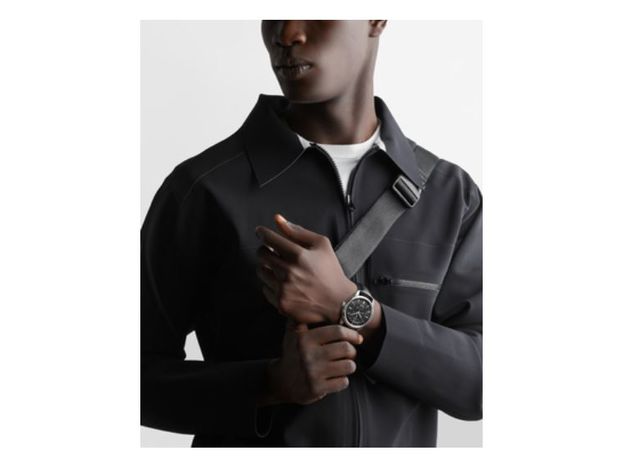 Longines L1.648.4.52.2 Conquest Heritage Central Power Reserve, фото 8 | Интернет-магазин оригинальных часов и аксессуаров