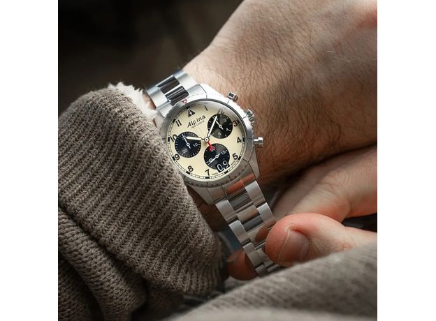 ALPINA AL-372WB4S26B Startimer Pilot Big Date, фото 4 | Интернет-магазин оригинальных часов и аксессуаров