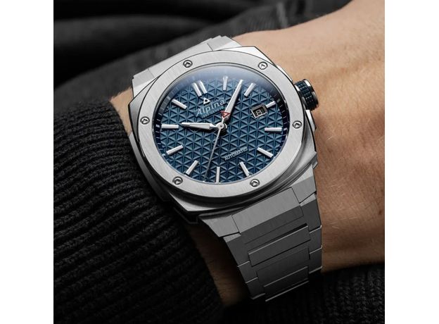 ALPINA AL-525TB4AE6B Alpiner Extreme Automatic, фото 4 | Интернет-магазин оригинальных часов и аксессуаров