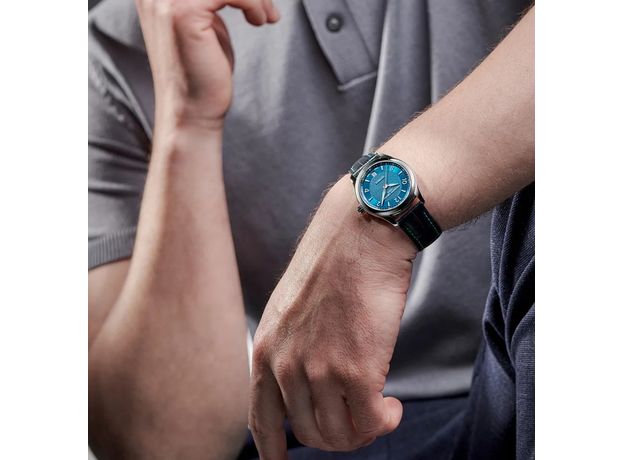 Frederique Constant FC-303RMLN3B6 Runabout Automatic Limited Edition, фото 7 | Интернет-магазин оригинальных часов и аксессуаров