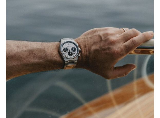 Frederique Constant FC-391SB4NH6B Highlife Chronograph Automatic, фото 5 | Интернет-магазин оригинальных часов и аксессуаров