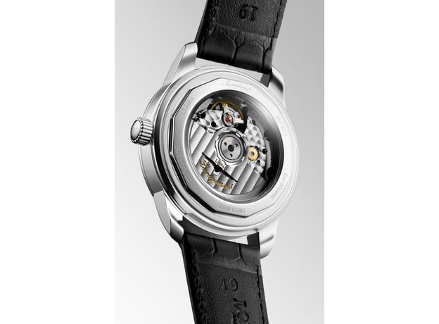 Longines L1.648.4.78.2 Conquest Heritage Central Power Reserve, фото 5 | Интернет-магазин оригинальных часов и аксессуаров