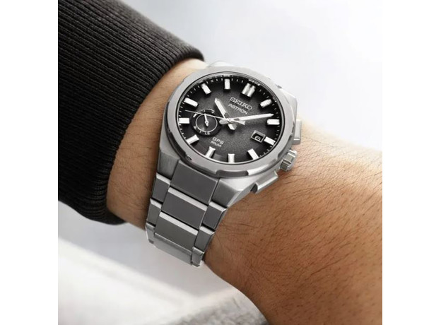 SEIKO SSJ025J1 ASTRON GPS SOLAR, фото 7 | Интернет-магазин оригинальных часов и аксессуаров