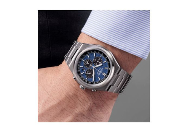 CITIZEN CA4610-85L ZENSHIN SUPER TITANIUM ECO-DRIVE, Вариации товара: Синий, фото 4 | Интернет-магазин оригинальных часов и аксессуаров