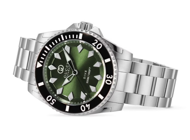 Gucci YA136363 Dive, фото 7 | Интернет-магазин оригинальных часов и аксессуаров