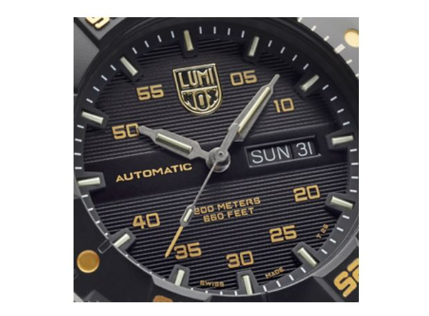 Luminox XS.3865.GOLD Master Carbon SEAL Gold Limited Edition, фото 5 | Интернет-магазин оригинальных часов и аксессуаров