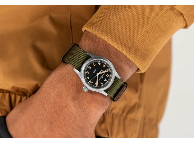 Hamilton H69301930 KHAKI FIELD QUARTZ 33mm, фото 12 | Интернет-магазин оригинальных часов и аксессуаров