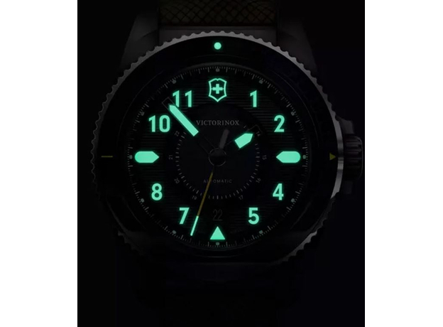 Victorinox Swiss Army VX-V242010 JOURNEY 1884, фото 5 | Интернет-магазин оригинальных часов и аксессуаров