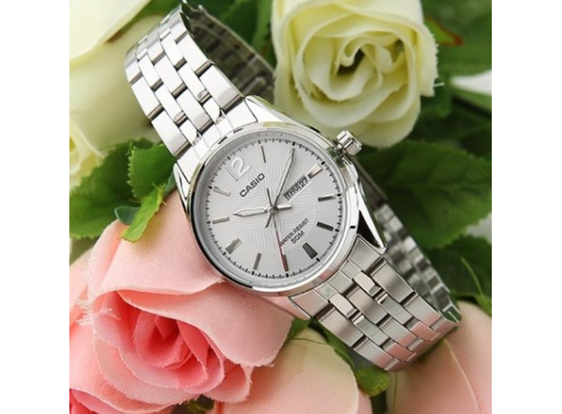 CASIO LTP-1335D-7AVDF Exclusive, фото 5 | Интернет-магазин оригинальных часов и аксессуаров