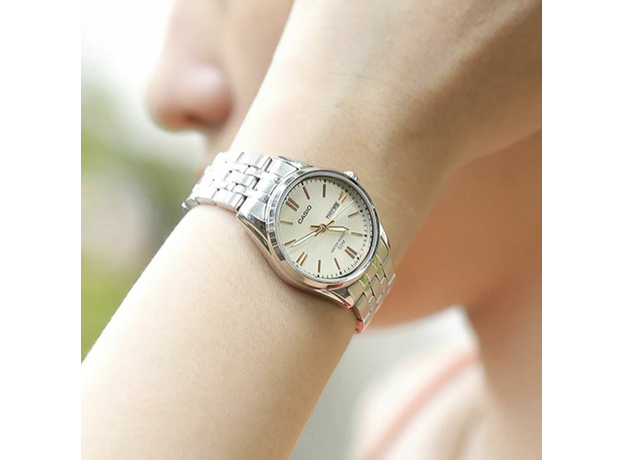 CASIO LTP-1335D-9A Exclusive, фото 5 | Интернет-магазин оригинальных часов и аксессуаров