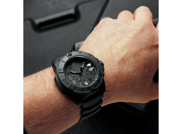 Luminox XS.3611.IGY6.NSF Navy SEAL Foundation 3600 'I've Got Your 6', фото 8 | Интернет-магазин оригинальных часов и аксессуаров