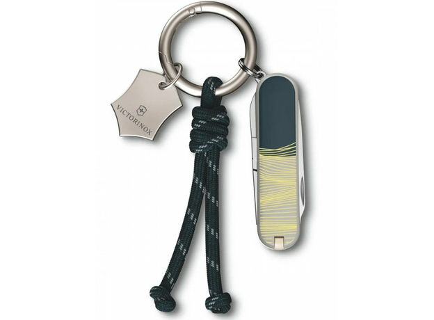 Складной нож Victorinox Classic SD Vx06223.E223 (0.6223.E223), фото 4 | Интернет-магазин оригинальных часов и аксессуаров