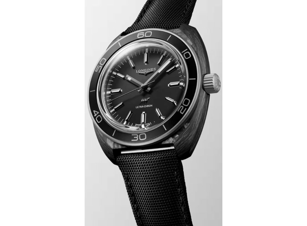 Longines L2.839.4.52.2 Ultra-Chron Carbon, фото 2 | Интернет-магазин оригинальных часов и аксессуаров