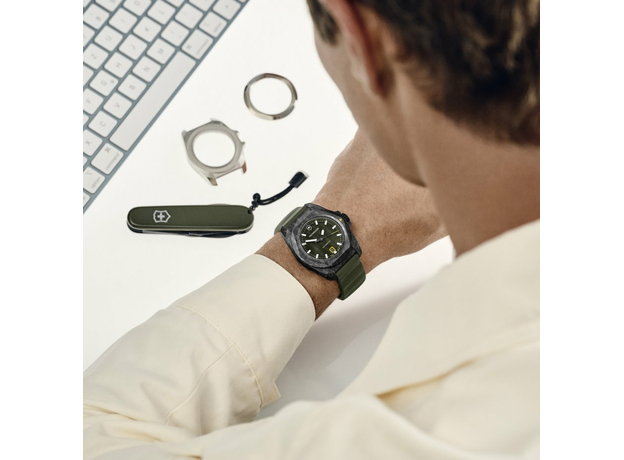 Victorinox Swiss Army VX-V242021.1 I.N.O.X. Automatic, фото 2 | Интернет-магазин оригинальных часов и аксессуаров