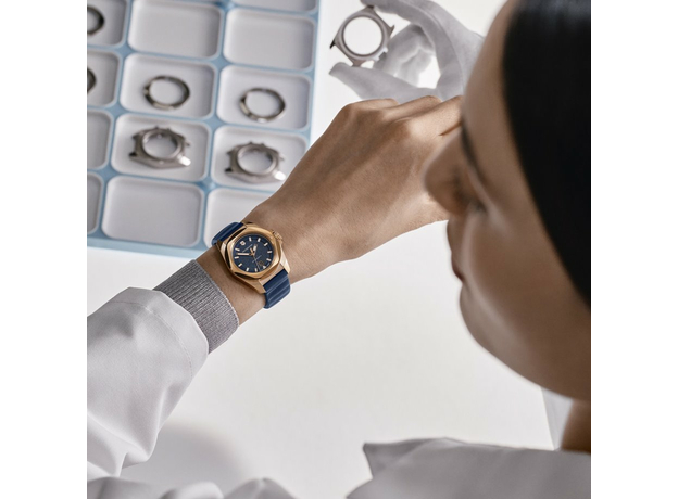 Victorinox Swiss Army V242035 I.N.O.X. Small, фото 2 | Интернет-магазин оригинальных часов и аксессуаров