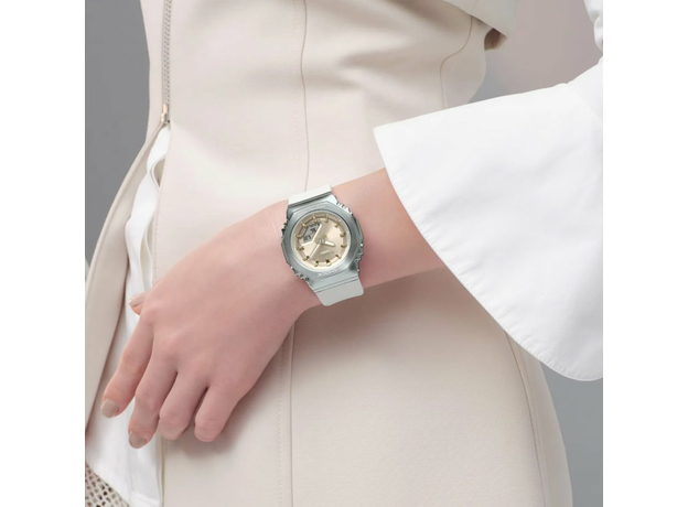 CASIO GM-S2110-7A9ER, Вариации товара: Стальной/Позолота, фото 3 | Интернет-магазин оригинальных часов и аксессуаров