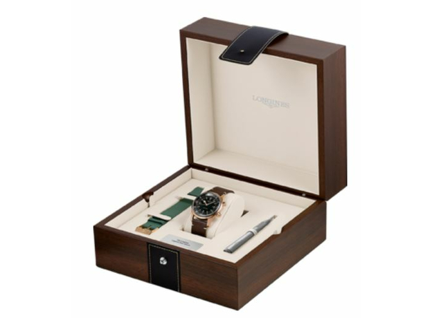 Longines L3.774.1.50.2 LEGEND DIVER, фото 2 | Интернет-магазин оригинальных часов и аксессуаров