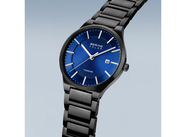 Bering 15239-727 Solar, фото 2 | Интернет-магазин оригинальных часов и аксессуаров