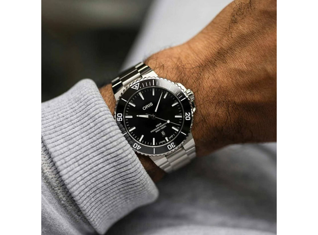 Oris Diving Aquis Date 733.7730.4134 MB 8.24.05PEB, фото 6 | Интернет-магазин оригинальных часов и аксессуаров