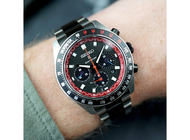 SEIKO SSC957P1 PROSPEX SPEEDTIMER DATSUN 240Z SOLAR CHRONOGRAPH LIMITED EDITION, фото 7 | Интернет-магазин оригинальных часов и аксессуаров