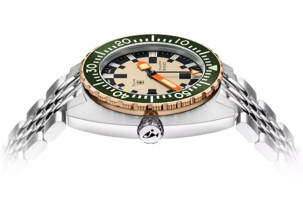 DOXA 785.60.031.10 ARMY HUNTER GREEN BRONZE BEZEL, фото 4 | Интернет-магазин оригинальных часов и аксессуаров