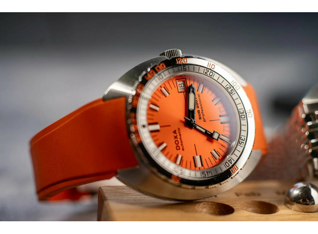 DOXA 804.10.351.21 SUB 200T PROFESSIONAL, фото 5 | Интернет-магазин оригинальных часов и аксессуаров