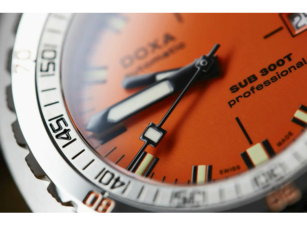 DOXA 840.10.351.10 SUB 300T PROFESSIONAL, фото 8 | Интернет-магазин оригинальных часов и аксессуаров