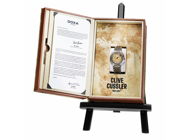DOXA 840.80.031.15 SUB 300T CLIVE CUSSLER, фото 13 | Интернет-магазин оригинальных часов и аксессуаров