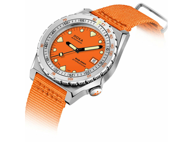 DOXA 862.10.351.21-N SUB 600T PROFESSIONAL STAINLESS STEEL BEZEL, фото 3 | Интернет-магазин оригинальных часов и аксессуаров