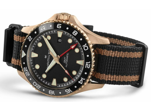 Hamilton H82565930 Khaki Navy Scuba Automatic GMT 43mm Bronze, фото 3 | Интернет-магазин оригинальных часов и аксессуаров