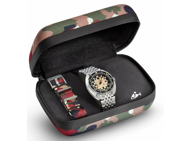 DOXA 785.10.031.10 ARMY BLACK CERAMIC BEZEL, фото 8 | Интернет-магазин оригинальных часов и аксессуаров