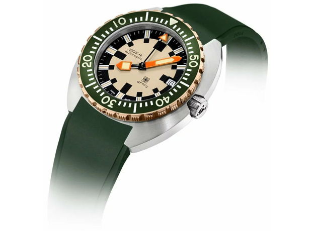 DOXA 785.60.031.26 ARMY HUNTER GREEN BRONZE BEZEL, фото 2 | Интернет-магазин оригинальных часов и аксессуаров