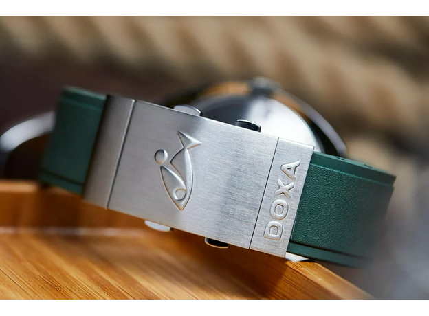 DOXA 785.60.031.26 ARMY HUNTER GREEN BRONZE BEZEL, фото 8 | Интернет-магазин оригинальных часов и аксессуаров