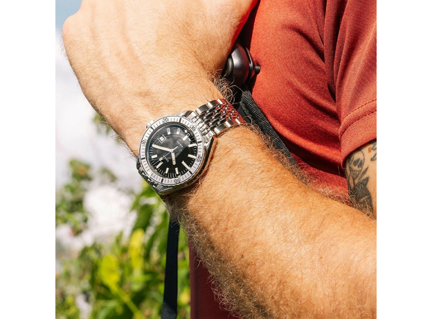 DOXA 796.10.101.10 SUB 200 SHARKHUNTER STAINLESS STEEL BEZEL, фото 4 | Интернет-магазин оригинальных часов и аксессуаров