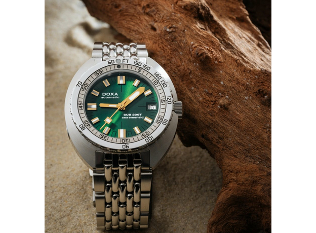 DOXA 804.10.131S.10 SUB 200T SEA EMERALD SUNRAY, фото 2 | Интернет-магазин оригинальных часов и аксессуаров