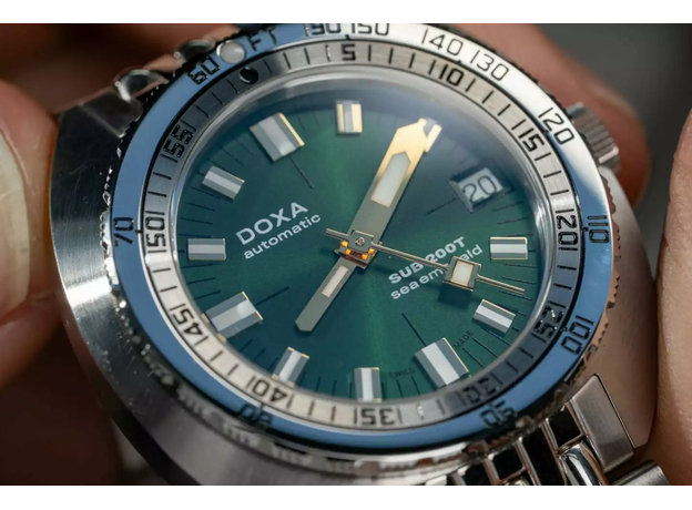 DOXA 804.10.131S.10 SUB 200T SEA EMERALD SUNRAY, фото 9 | Интернет-магазин оригинальных часов и аксессуаров