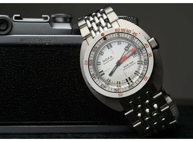 DOXA 821.10.021.10 SUB 300 SEARAMBLER COSC CERTIFIED CHRONOMETER, фото 4 | Интернет-магазин оригинальных часов и аксессуаров