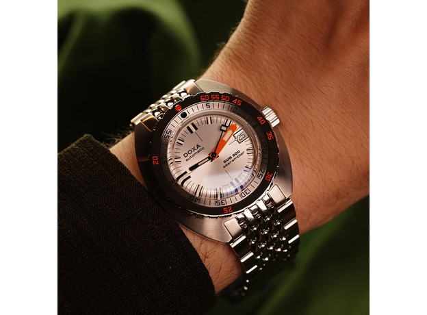 DOXA 821.10.021.10 SUB 300 SEARAMBLER COSC CERTIFIED CHRONOMETER, фото 9 | Интернет-магазин оригинальных часов и аксессуаров